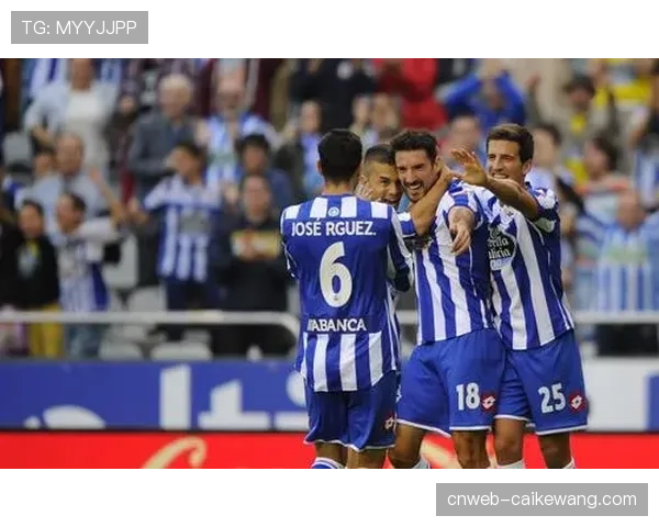 欧塞尔四后卫阵型应对快速反击乏力 防守站位专项演练成训练重点